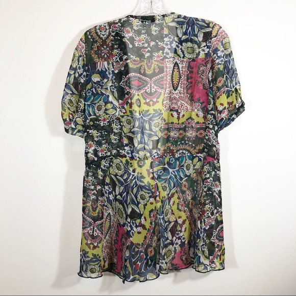 CAbi sheer paisley ruffle tie front kimono top. M - Picture 8 of 8